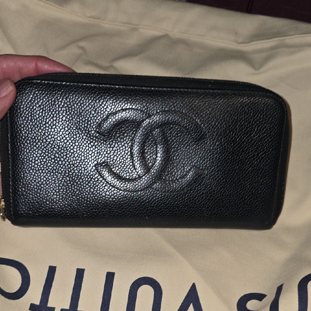 CHANEL WALLET PRICE IS $150 SEND OFFER